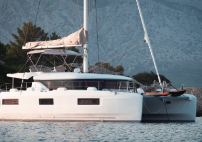 2022 Lagoon 46