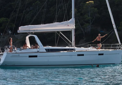 2013 Beneteau Oceanis 45