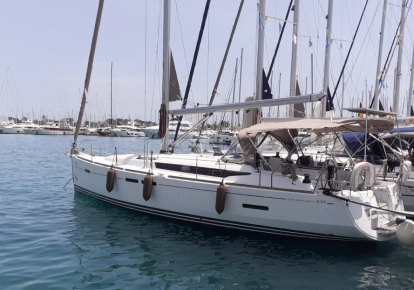 2012 Jeanneau Sun Odyssey 439