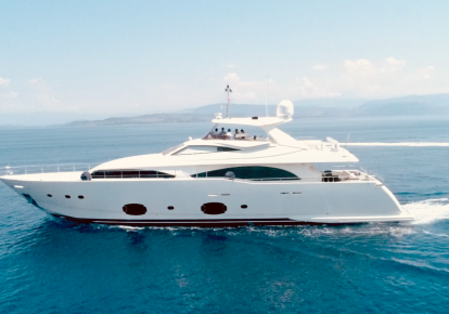 2009 Ferretti Yachts Custom Line CL 97