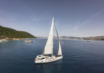 2019 Jeanneau 64