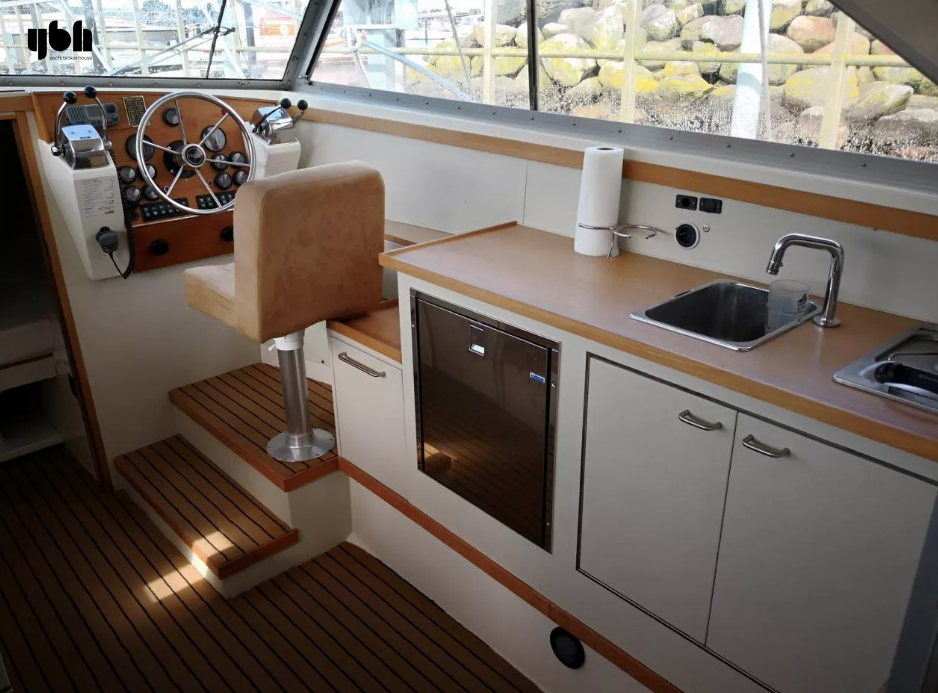 1982 Bertram 28 HT