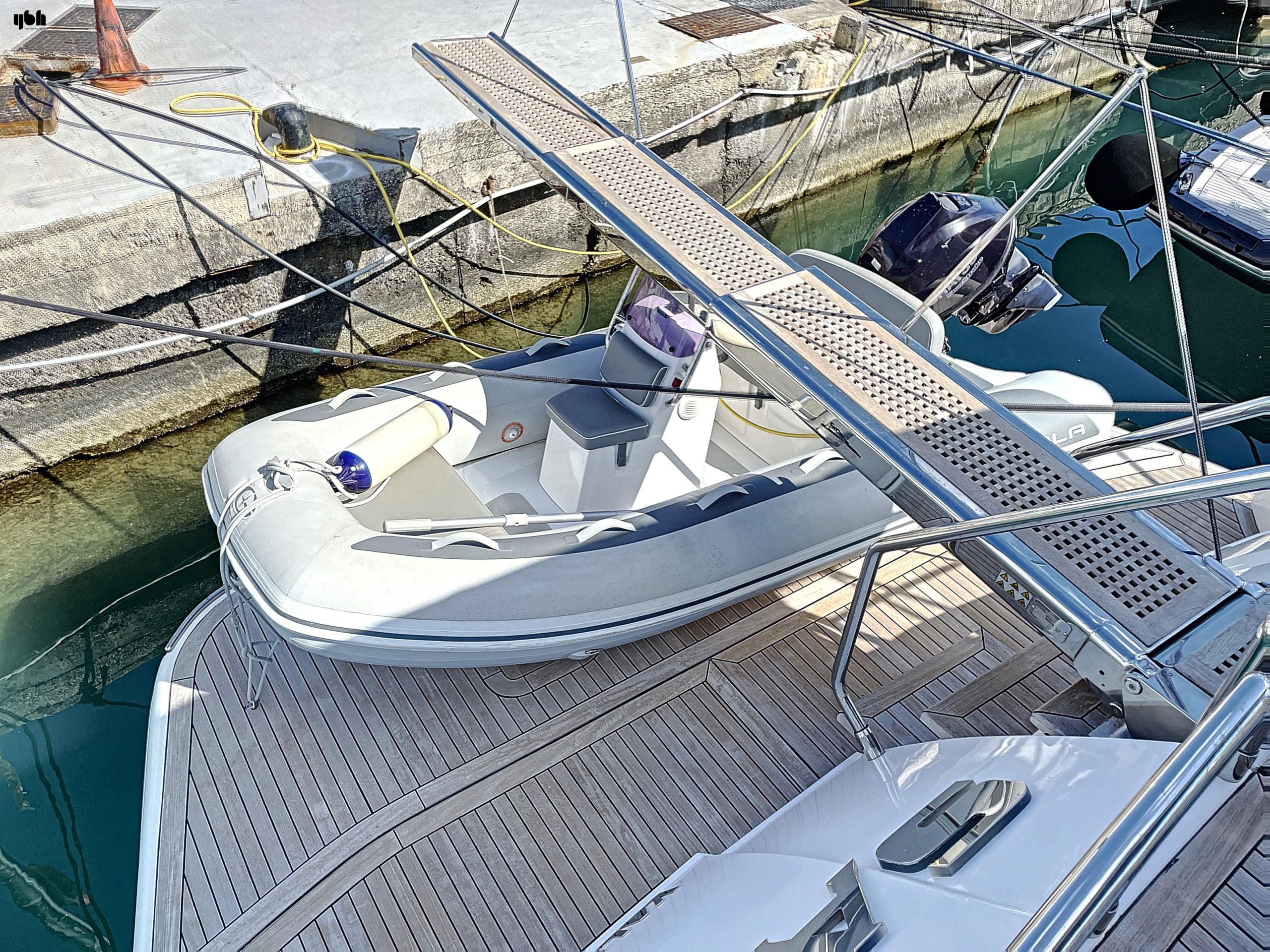 2009 Princess V65