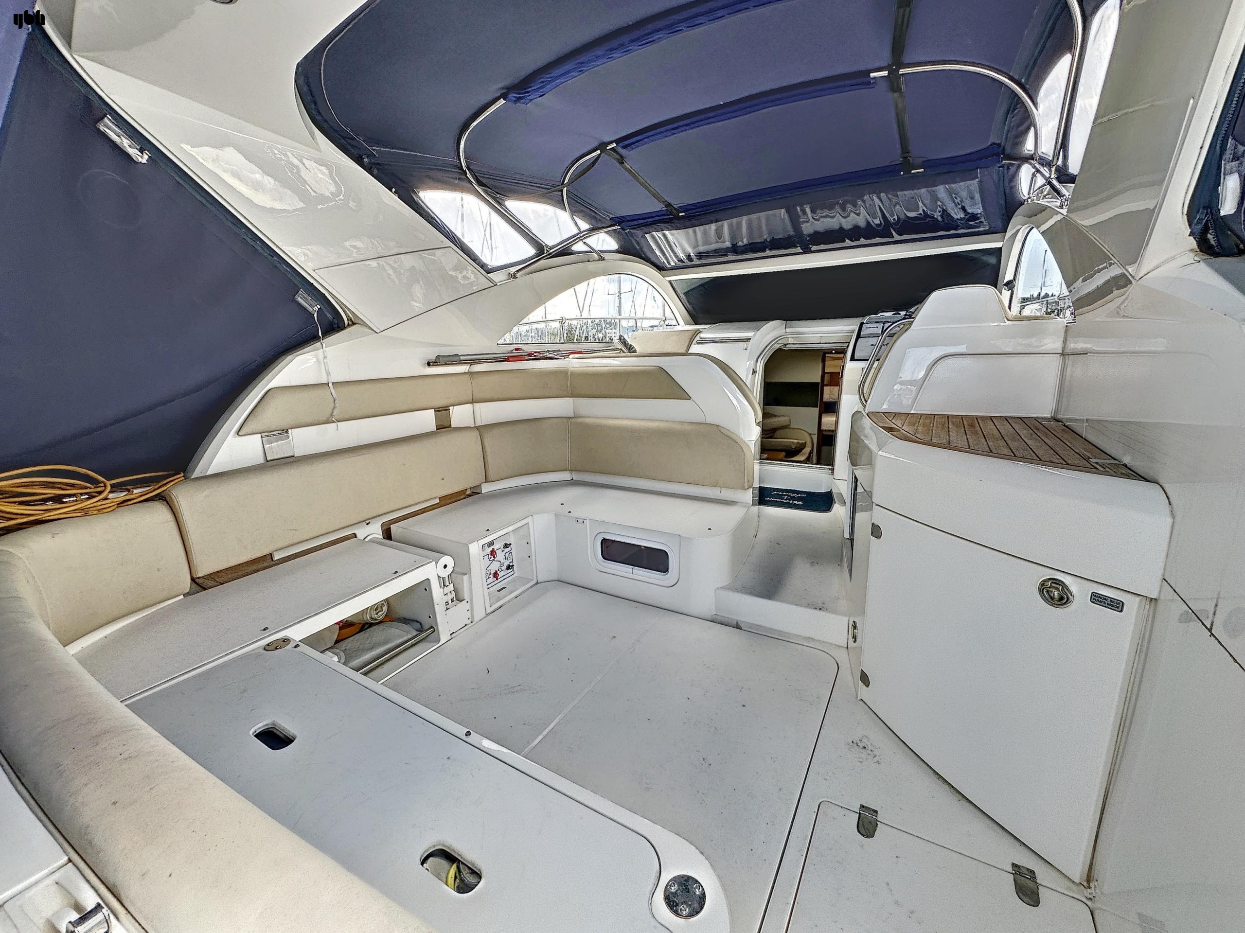 2010 Fairline Targa 38