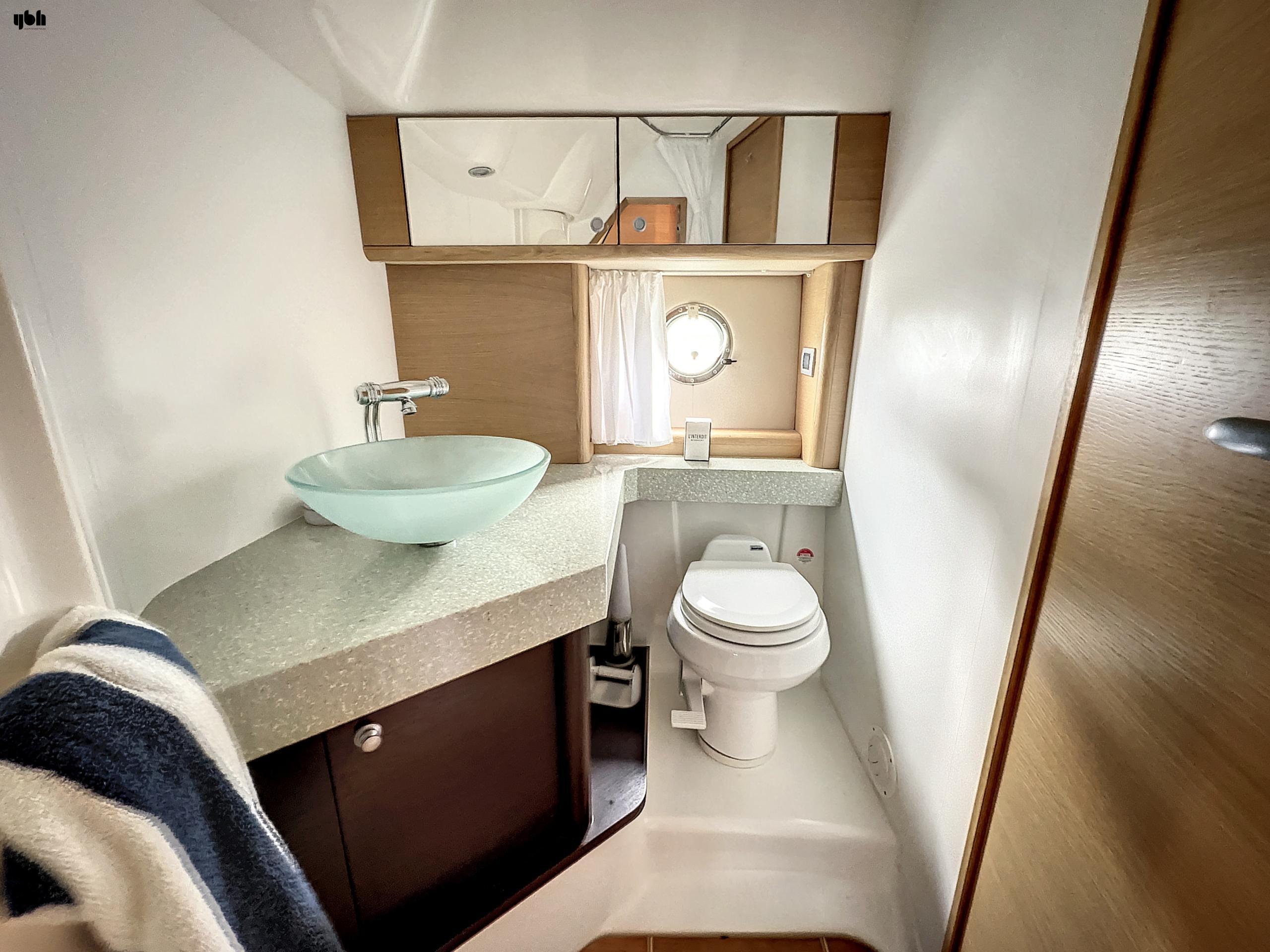 2007 Cranchi Mediterranee 43