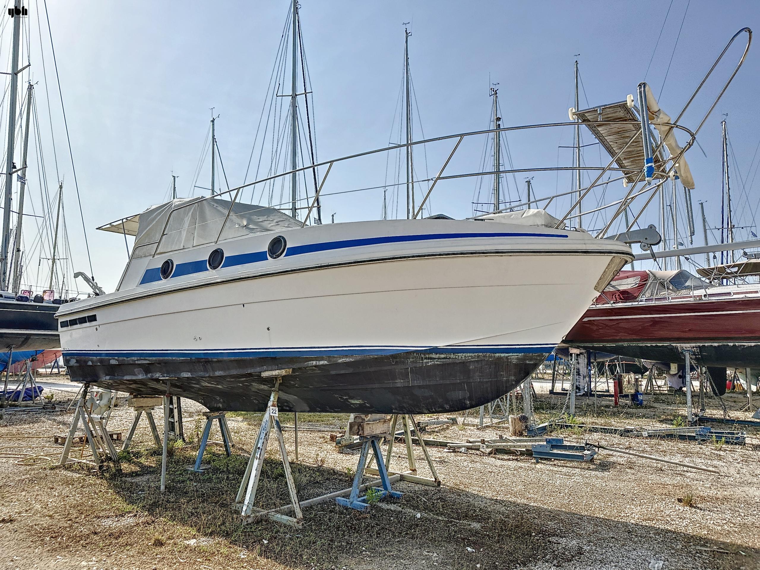 1984 Azimut 28