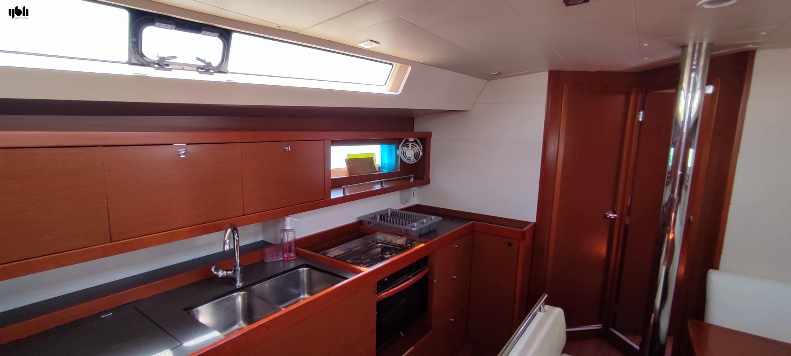2013 Beneteau Oceanis 45