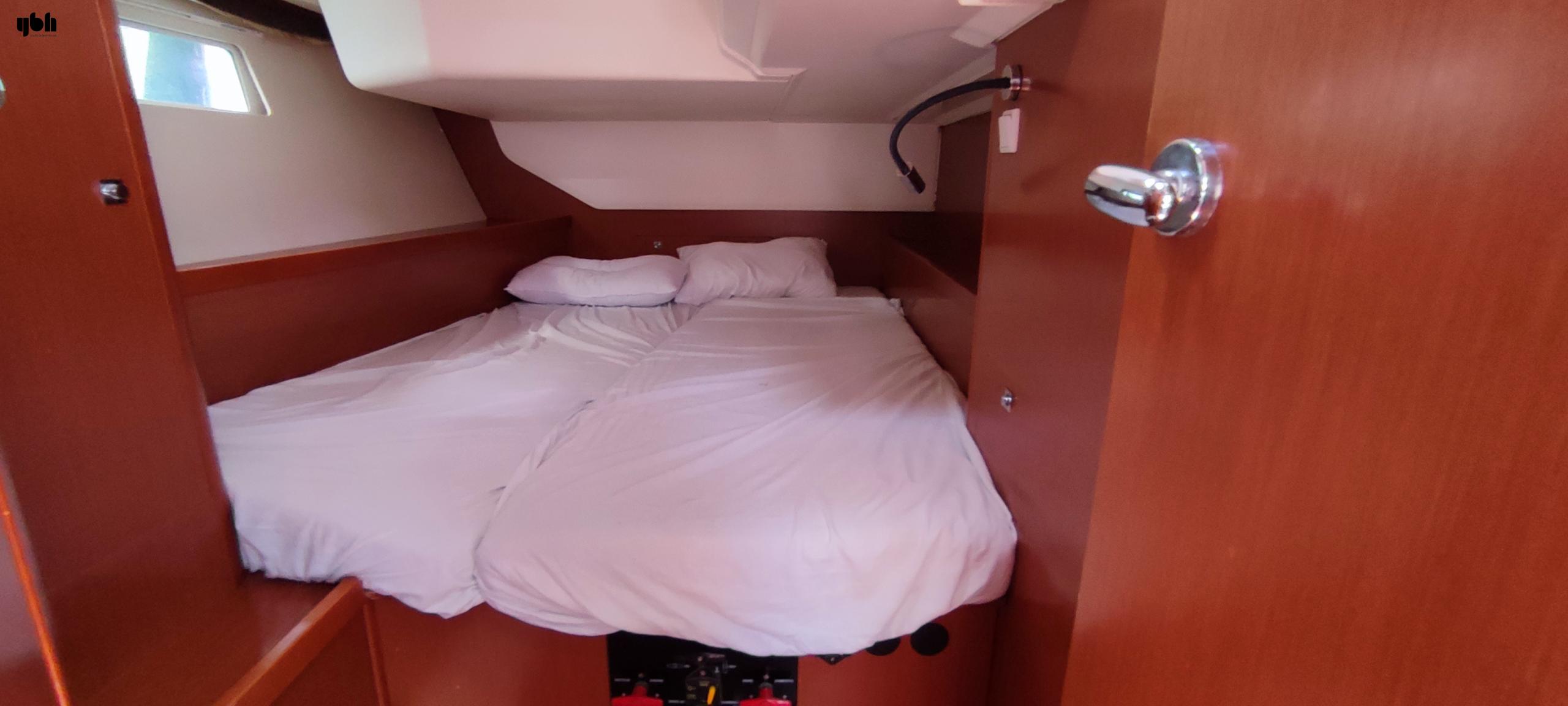 2013 Beneteau Oceanis 45