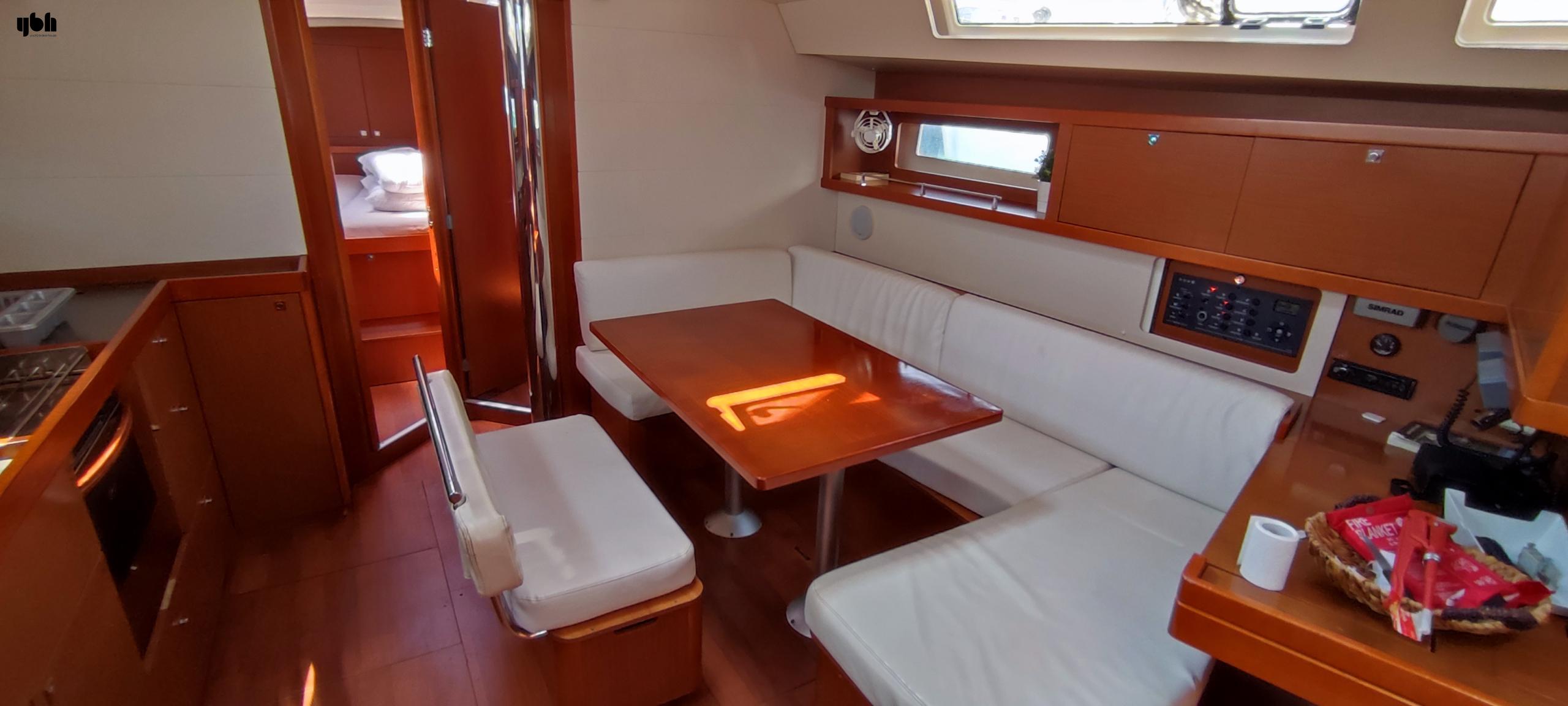 2013 Beneteau Oceanis 45