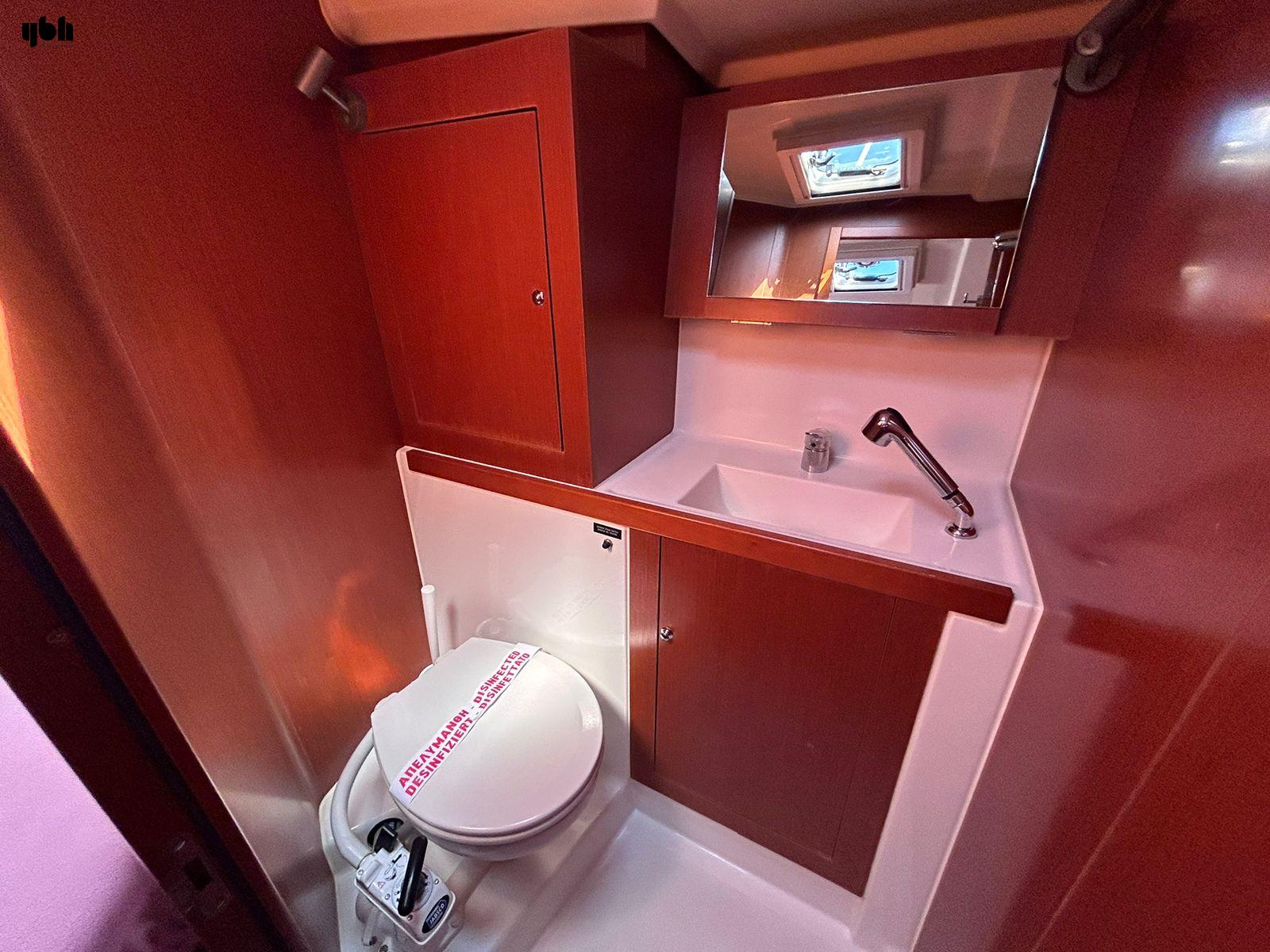 2018 Beneteau Oceanis 41.1