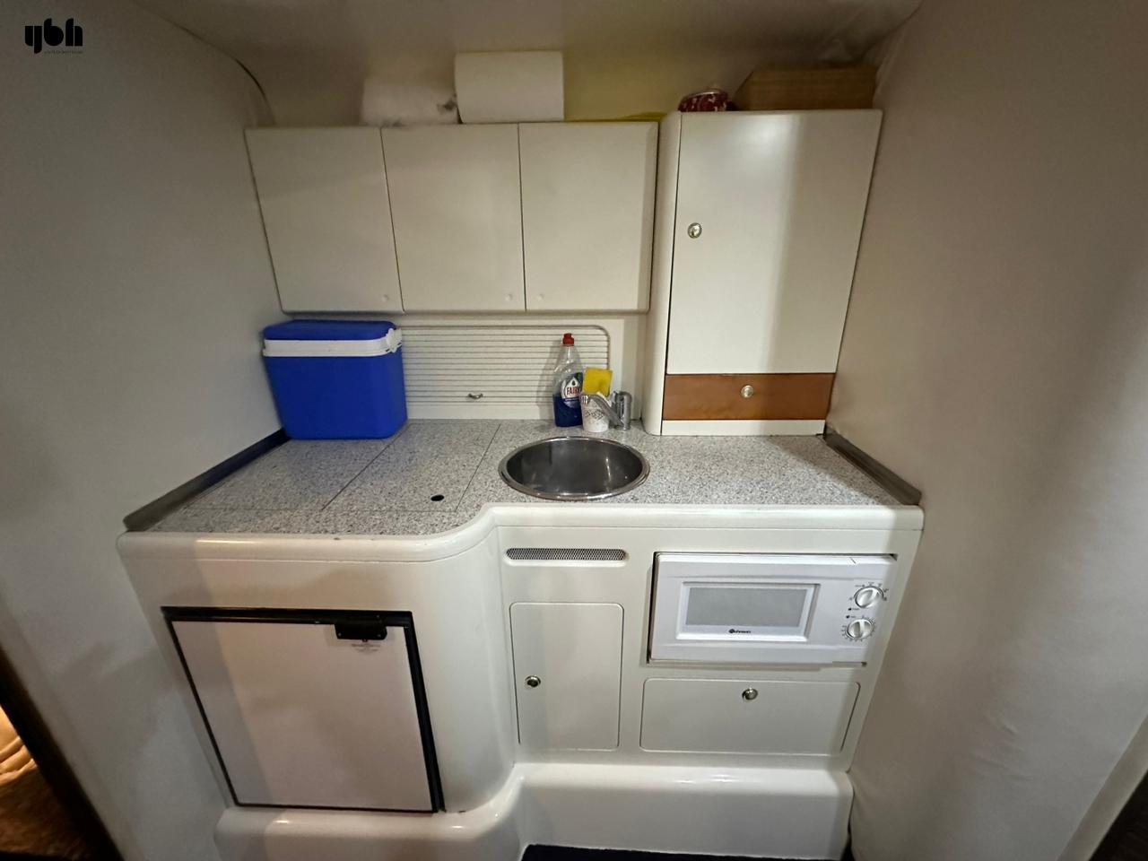 2002 Cranchi 33