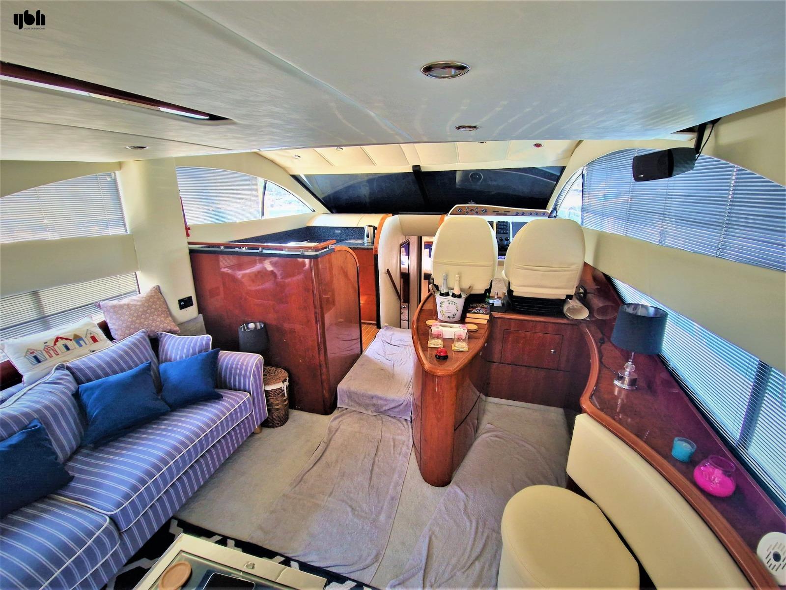 2002 Fairline Phantom 50