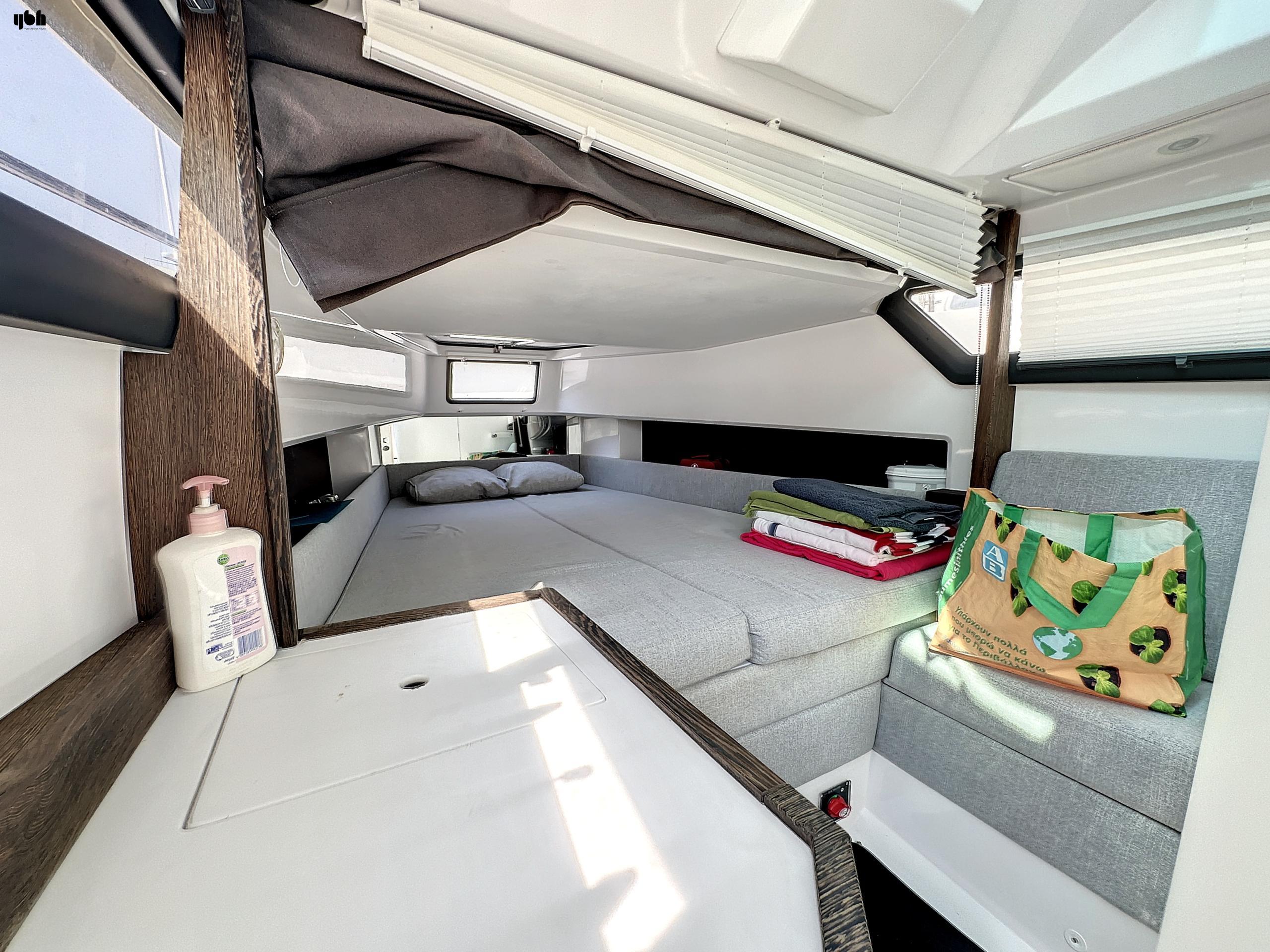 2019 Axopar Sun Top Brabus 37