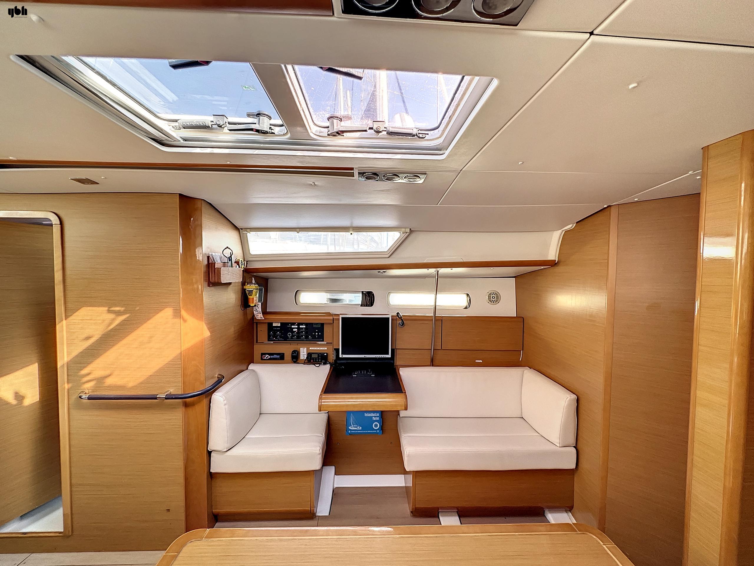 2012 Jeanneau Sun Odyssey 439