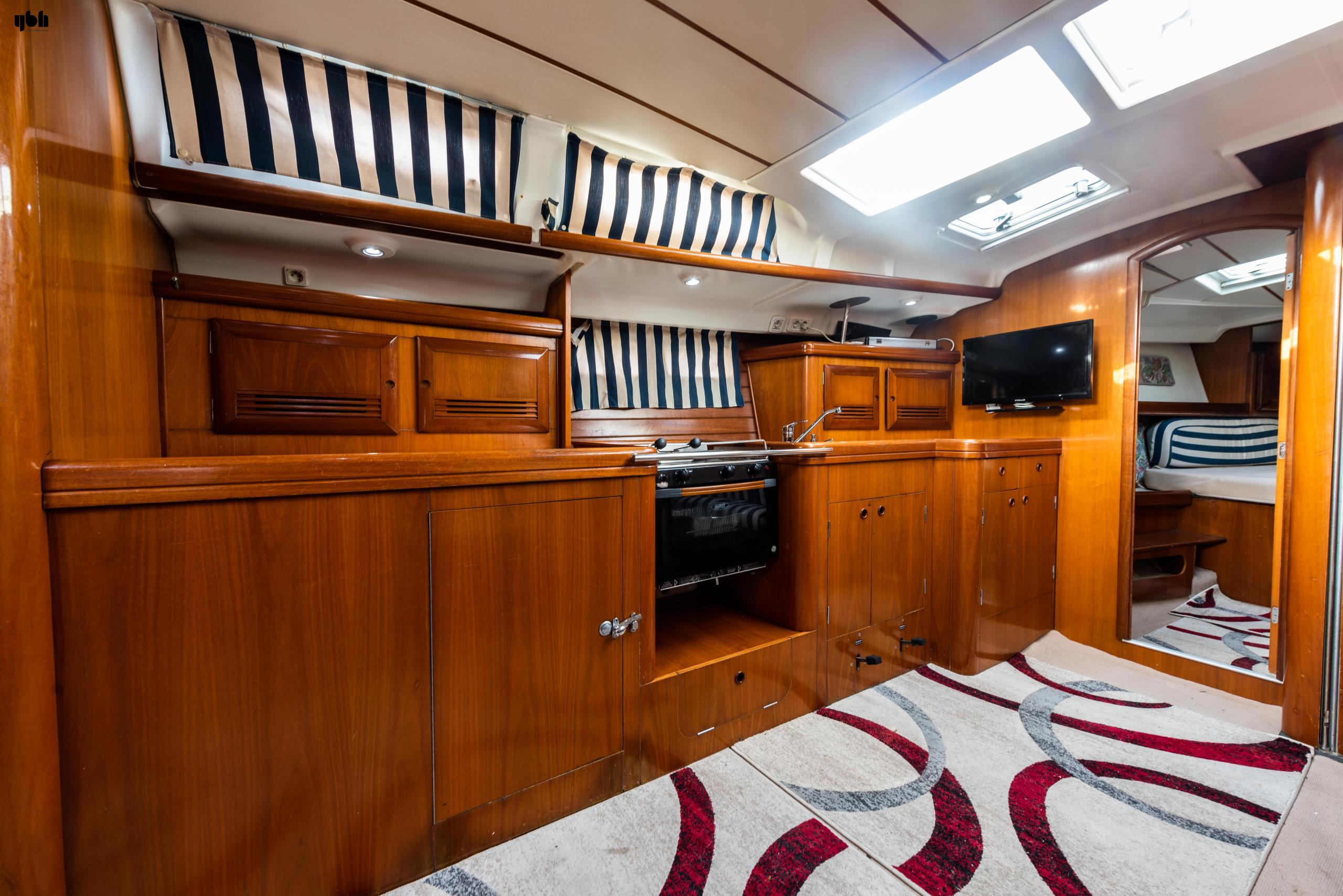 2001 Beneteau Oceanis Clipper 47.3