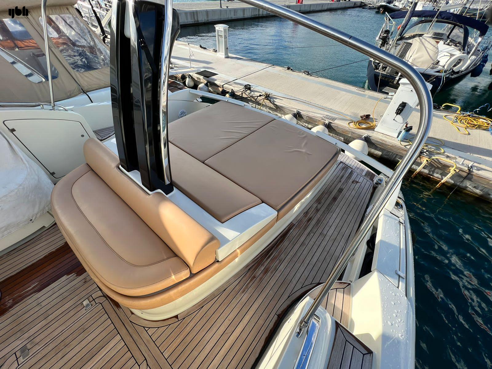 2012 Riva Rivale 52