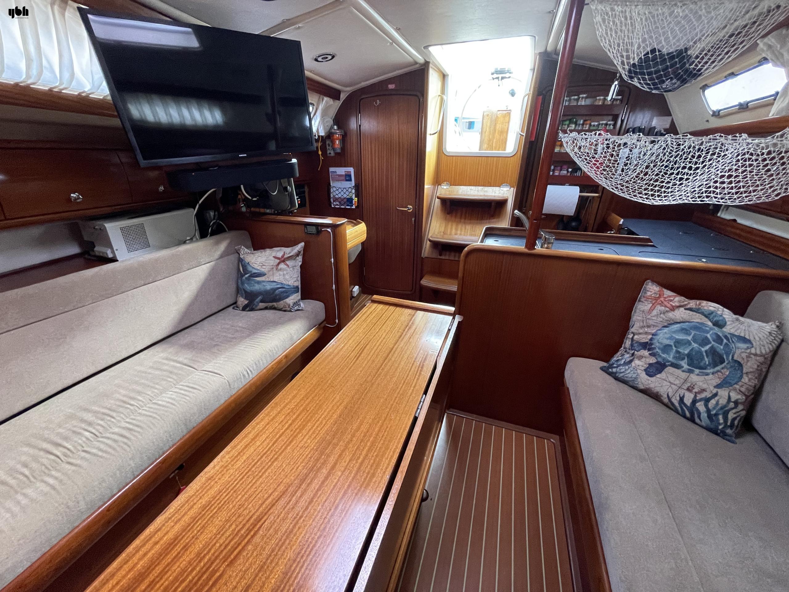 2003 Bavaria 36 Cruiser