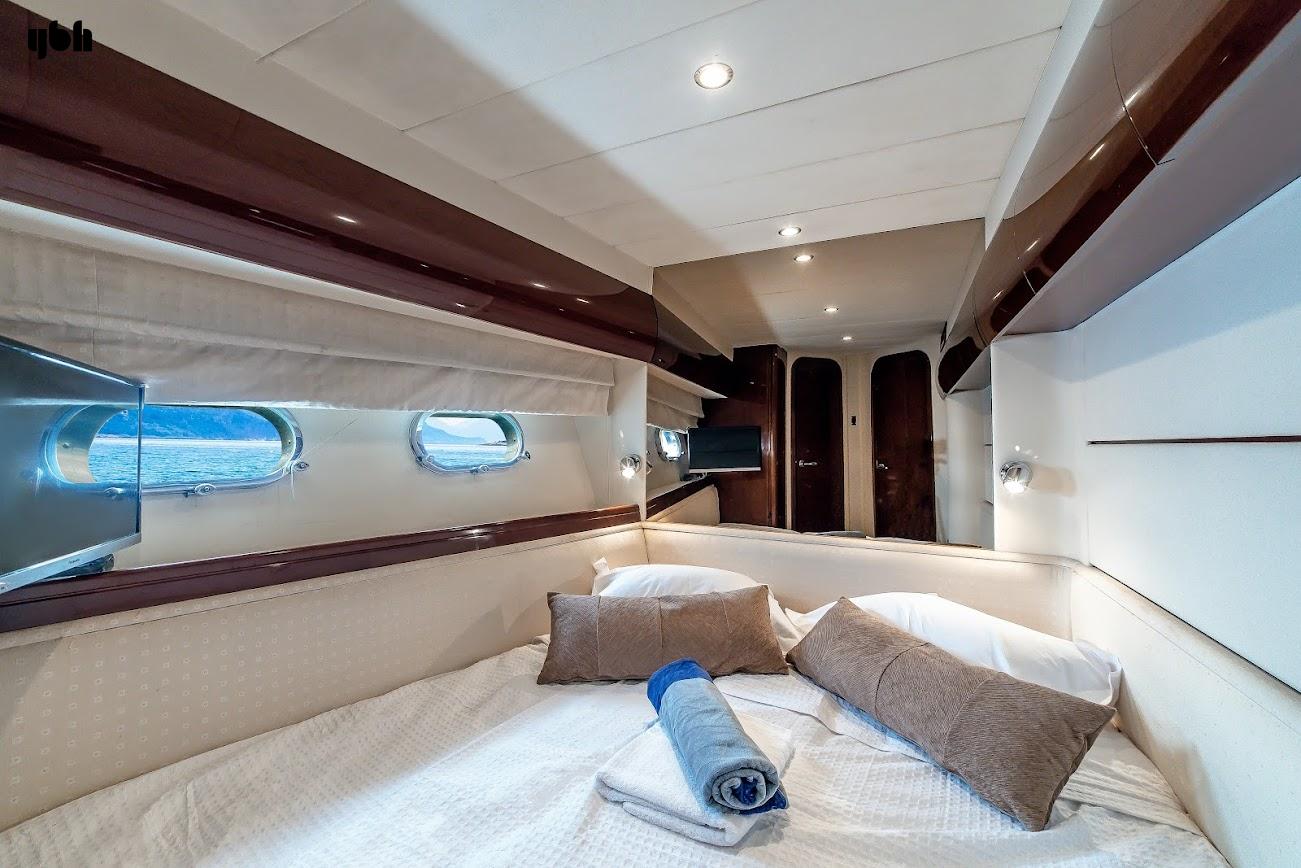 2004 Princess 65