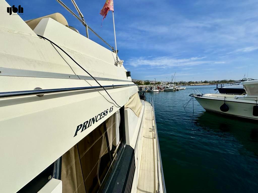 1989 Princess 45 Fly