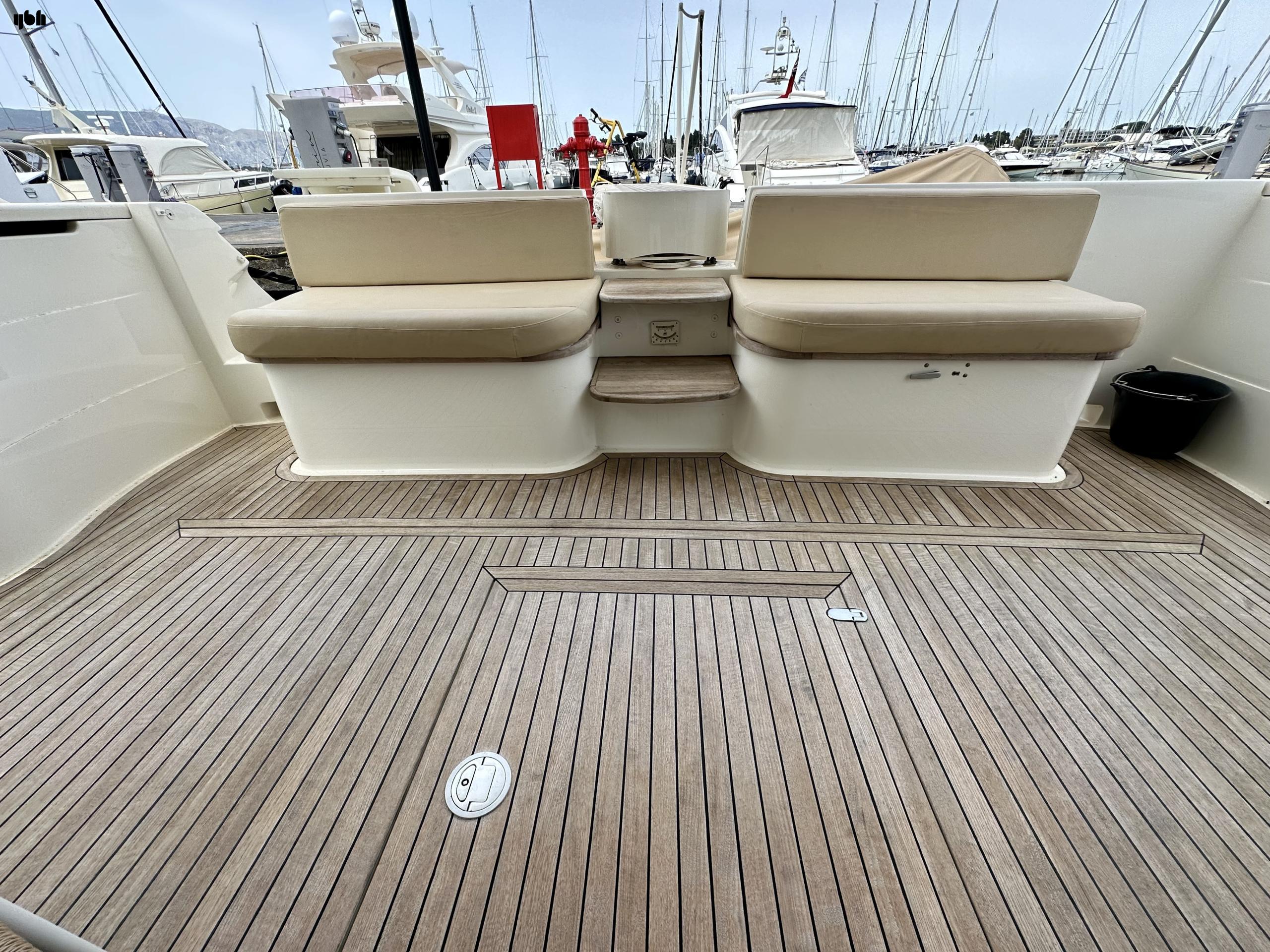 Ferretti Yachts 550 2006 for sale
