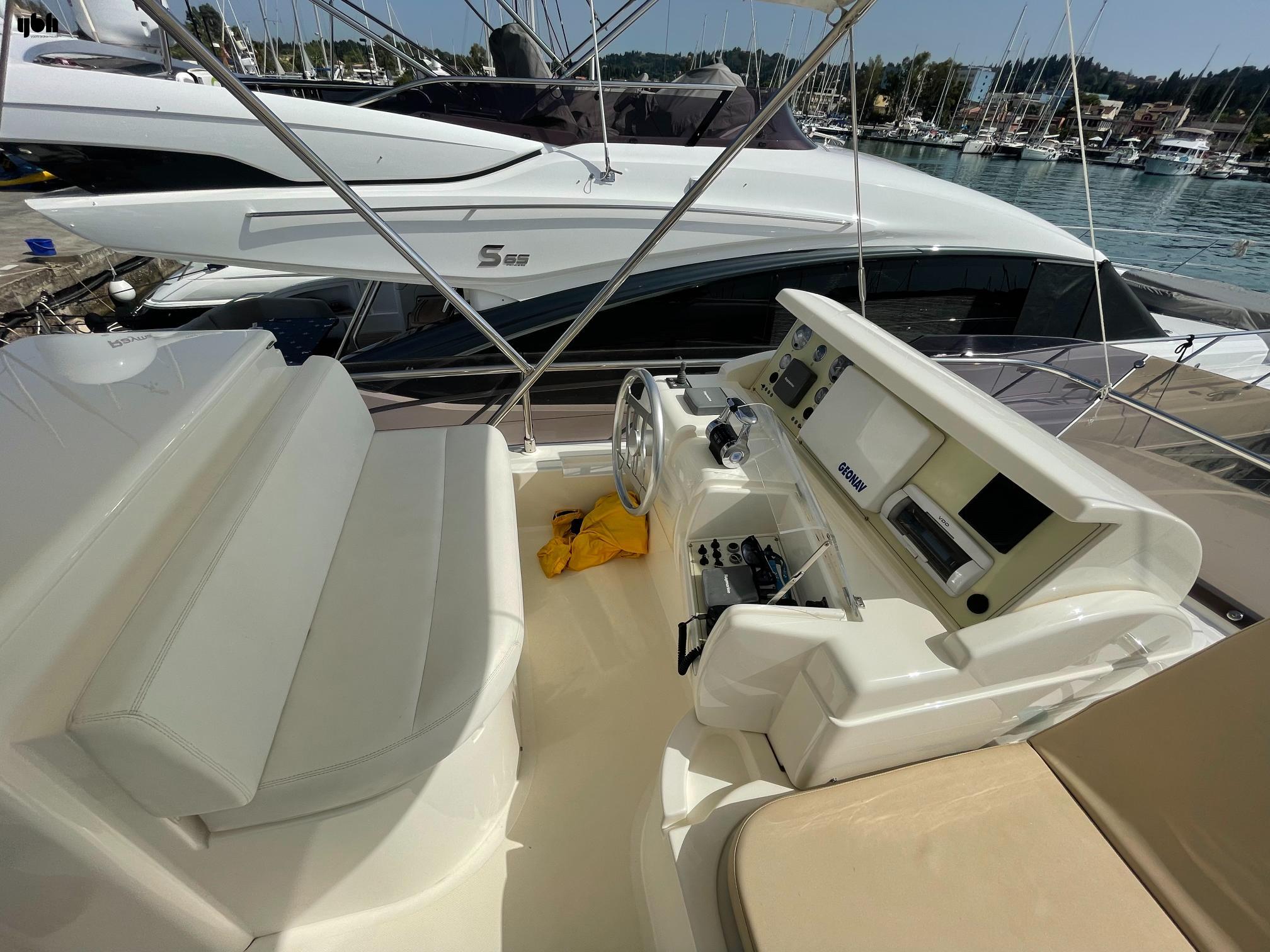 Ferretti Yachts 550 2006 for sale