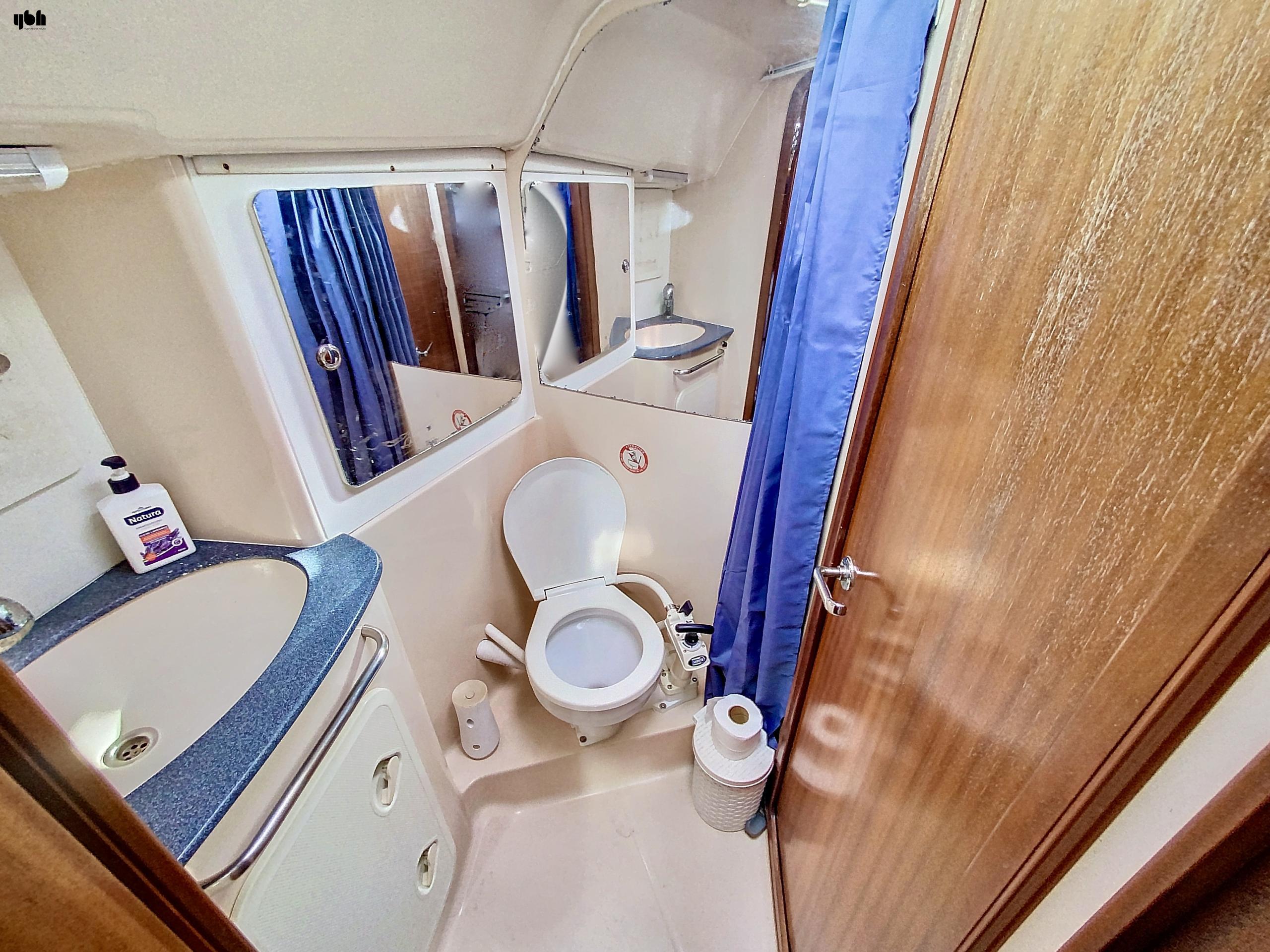 Bavaria 36 2002 for sale