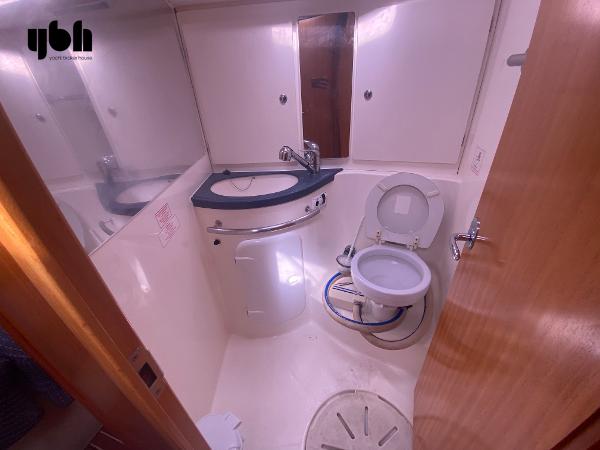 2005 Bavaria Cruiser 39 For Sale