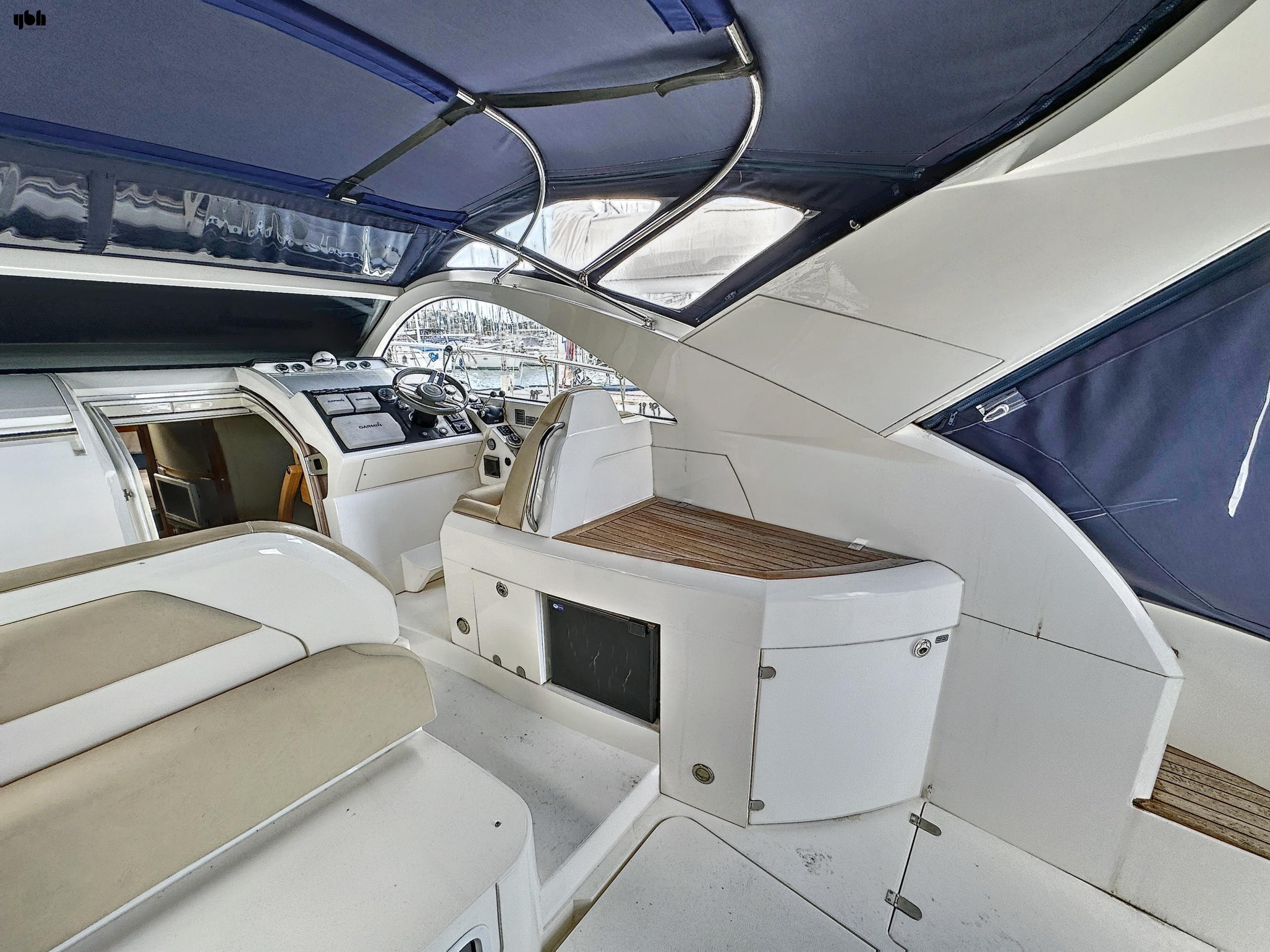 2010 Fairline Targa 38