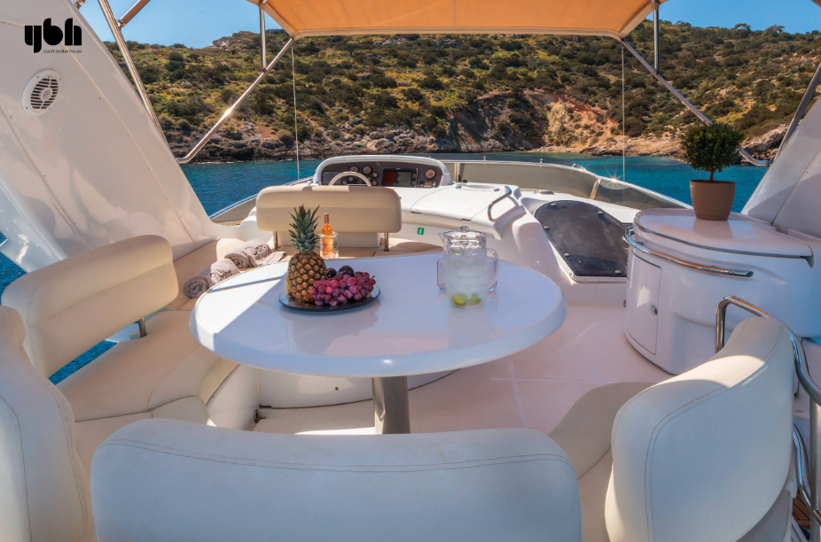 Azimut 68 Plus 2003 for sale