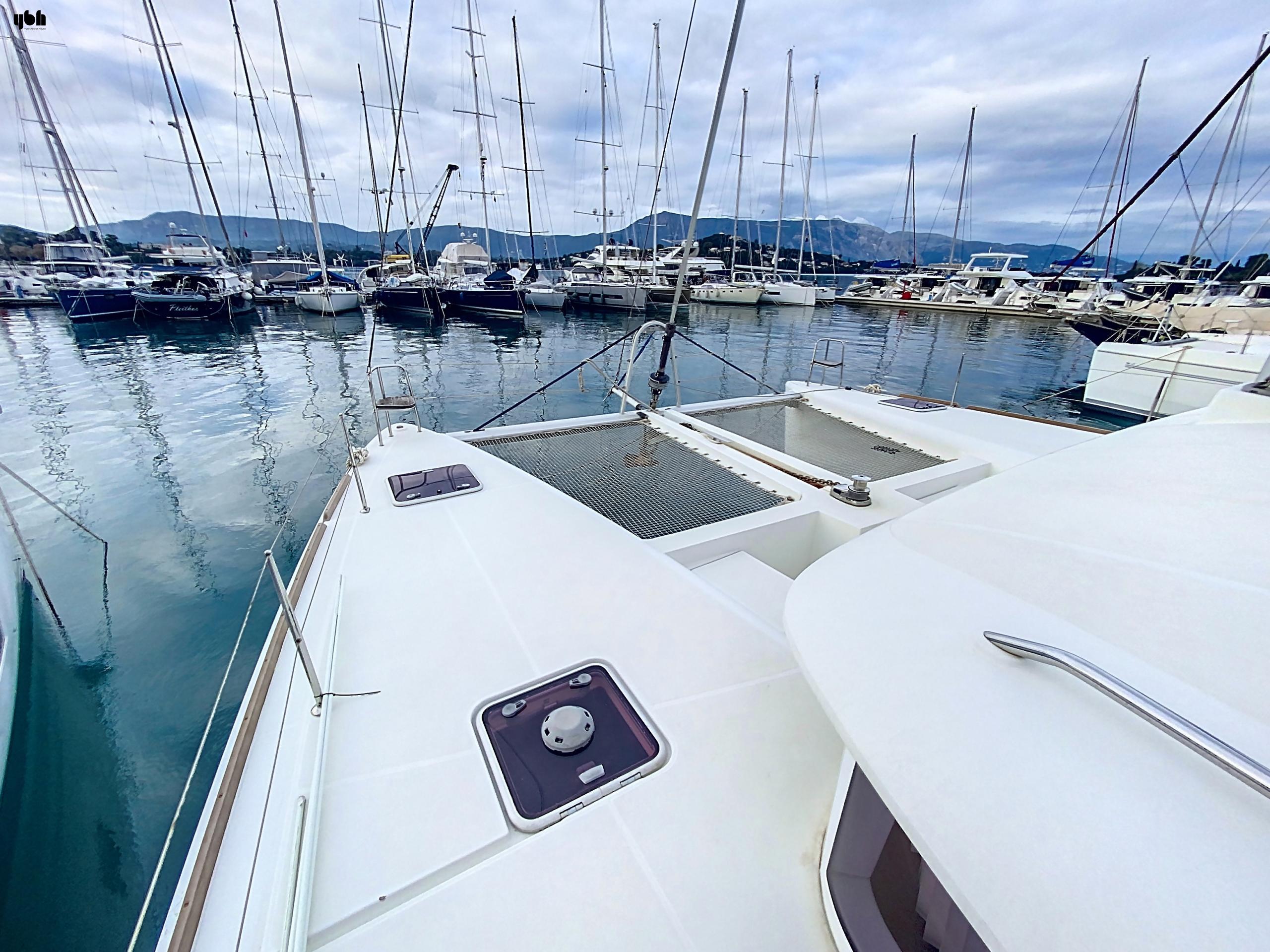 Lagoon 450 2011 for sale