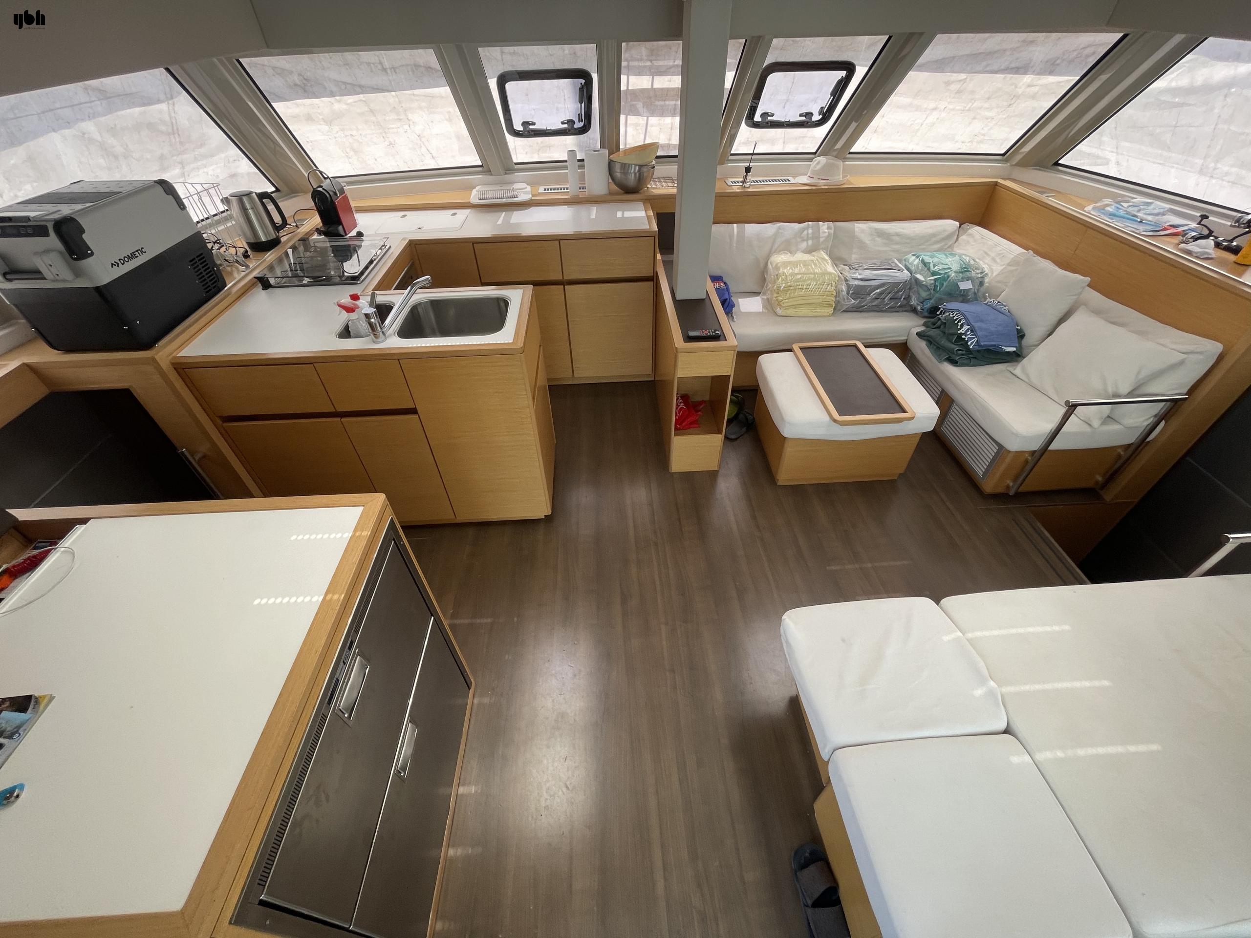 2019 Bavaria Nautitech 46 FLY