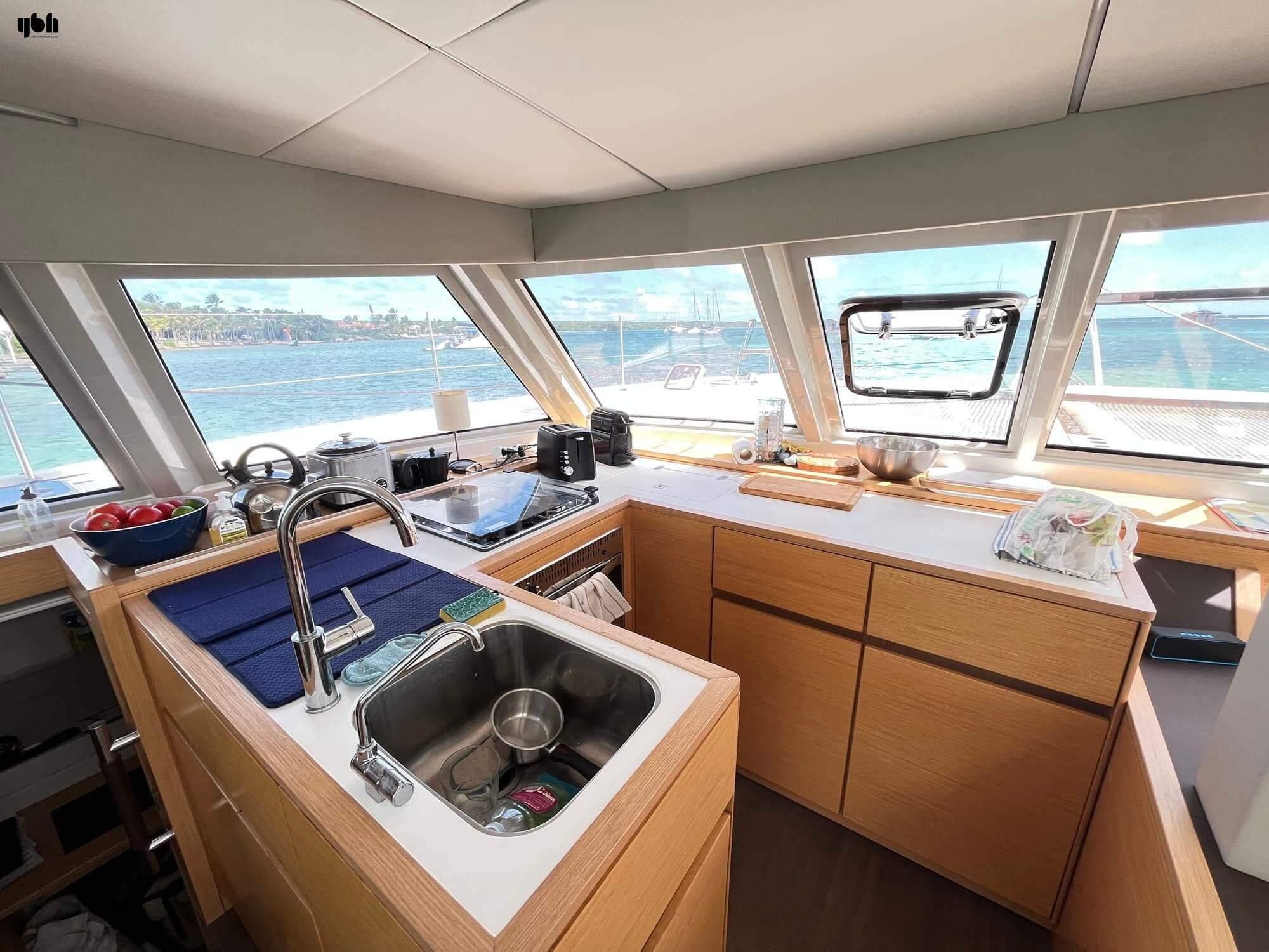 2019 Bavaria Nautitech 46 FLY