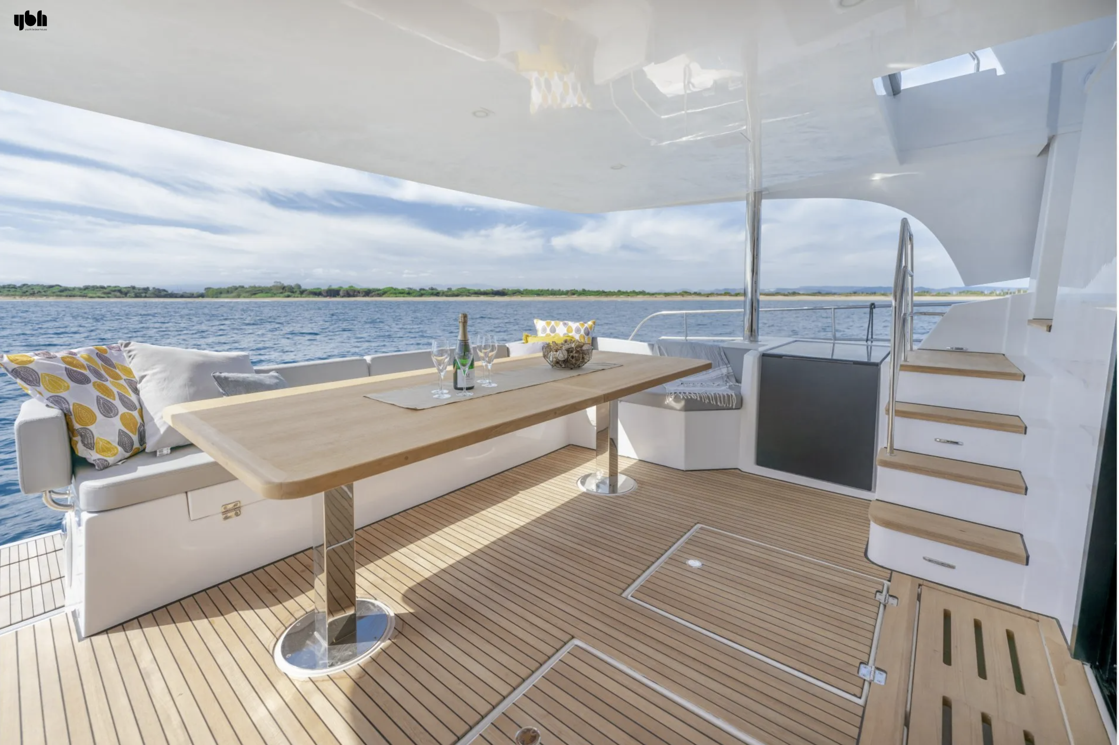 2025 Aventura 50 MY