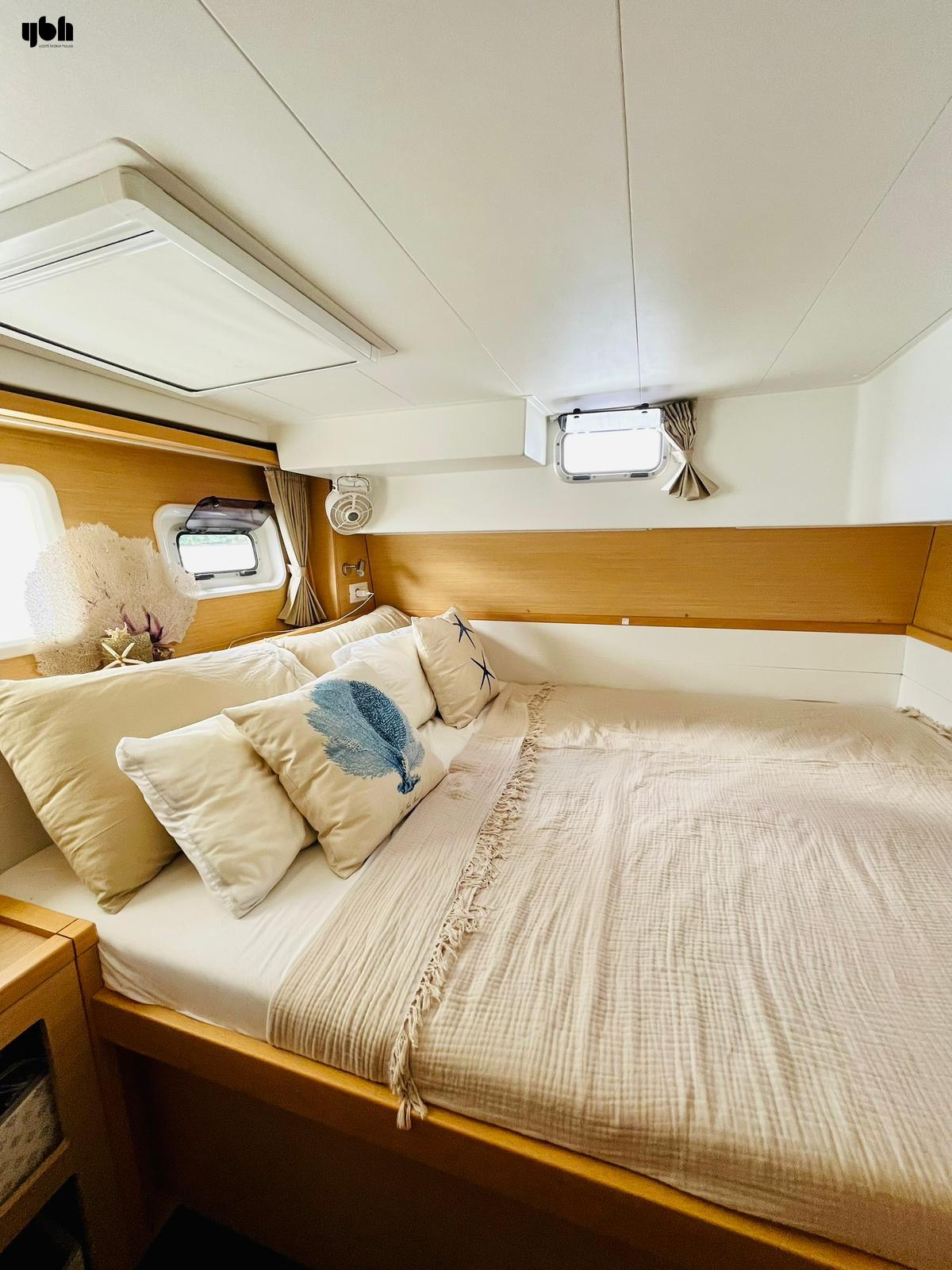 2016 Lagoon 39