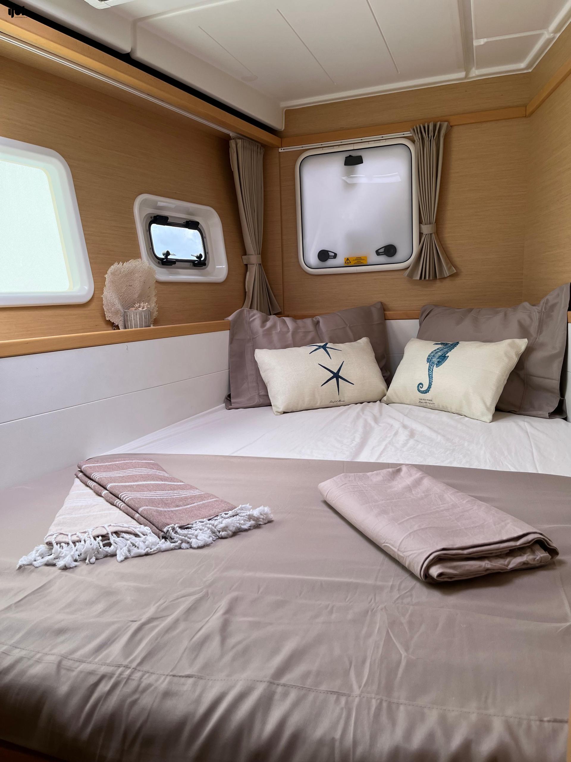 2016 Lagoon 39