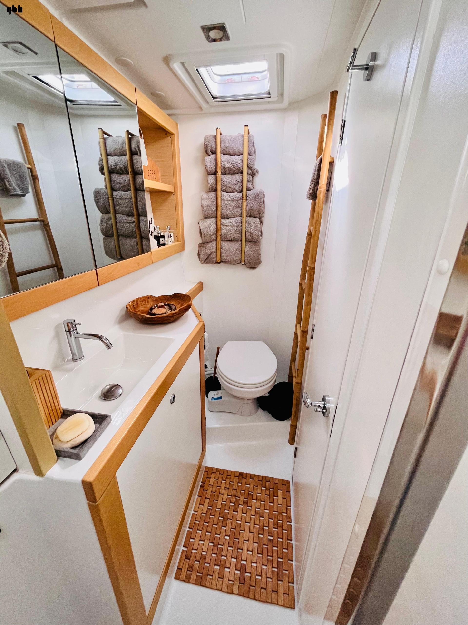 2016 Lagoon 39