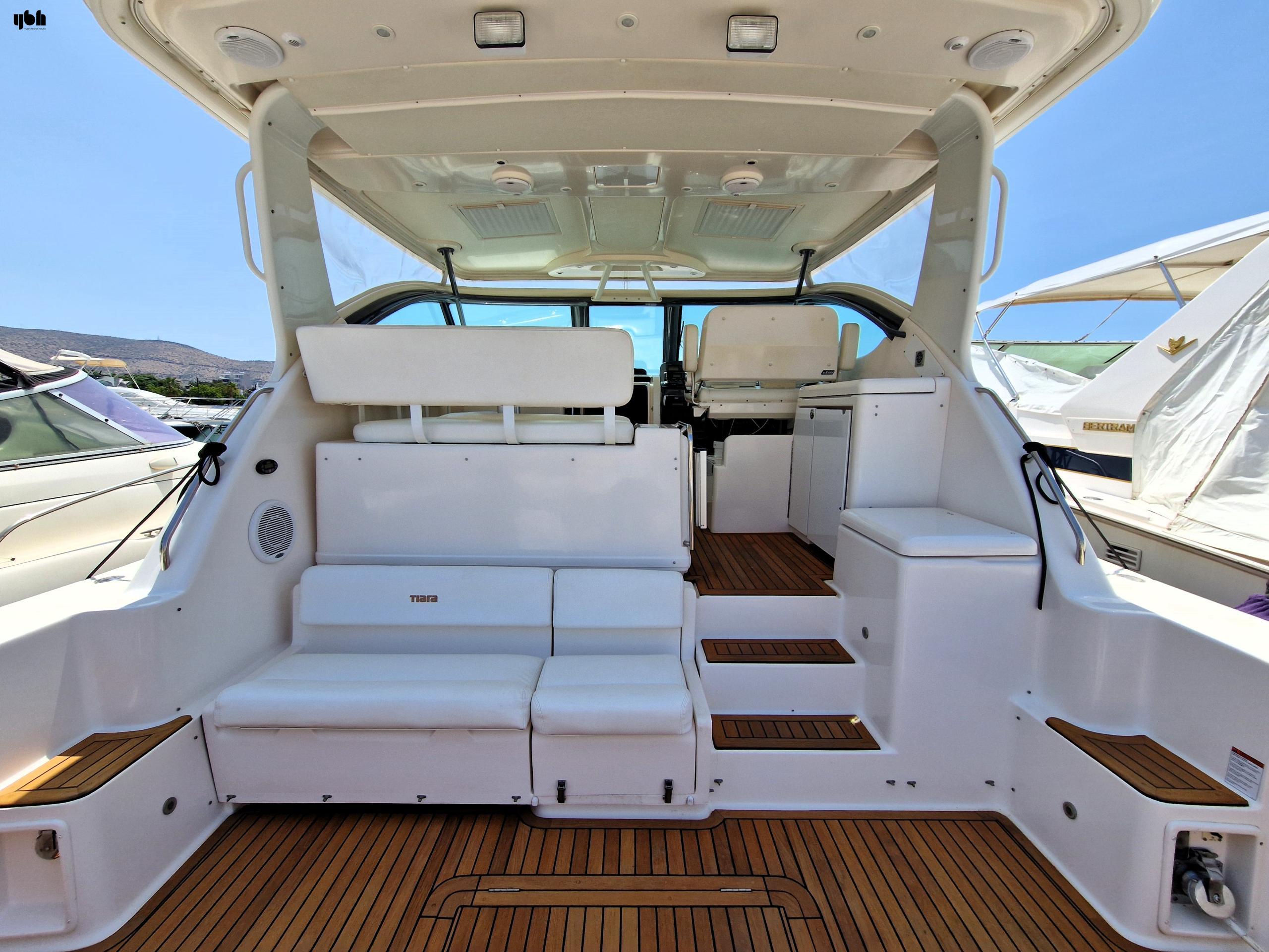 2005 Tiara 4200 Open