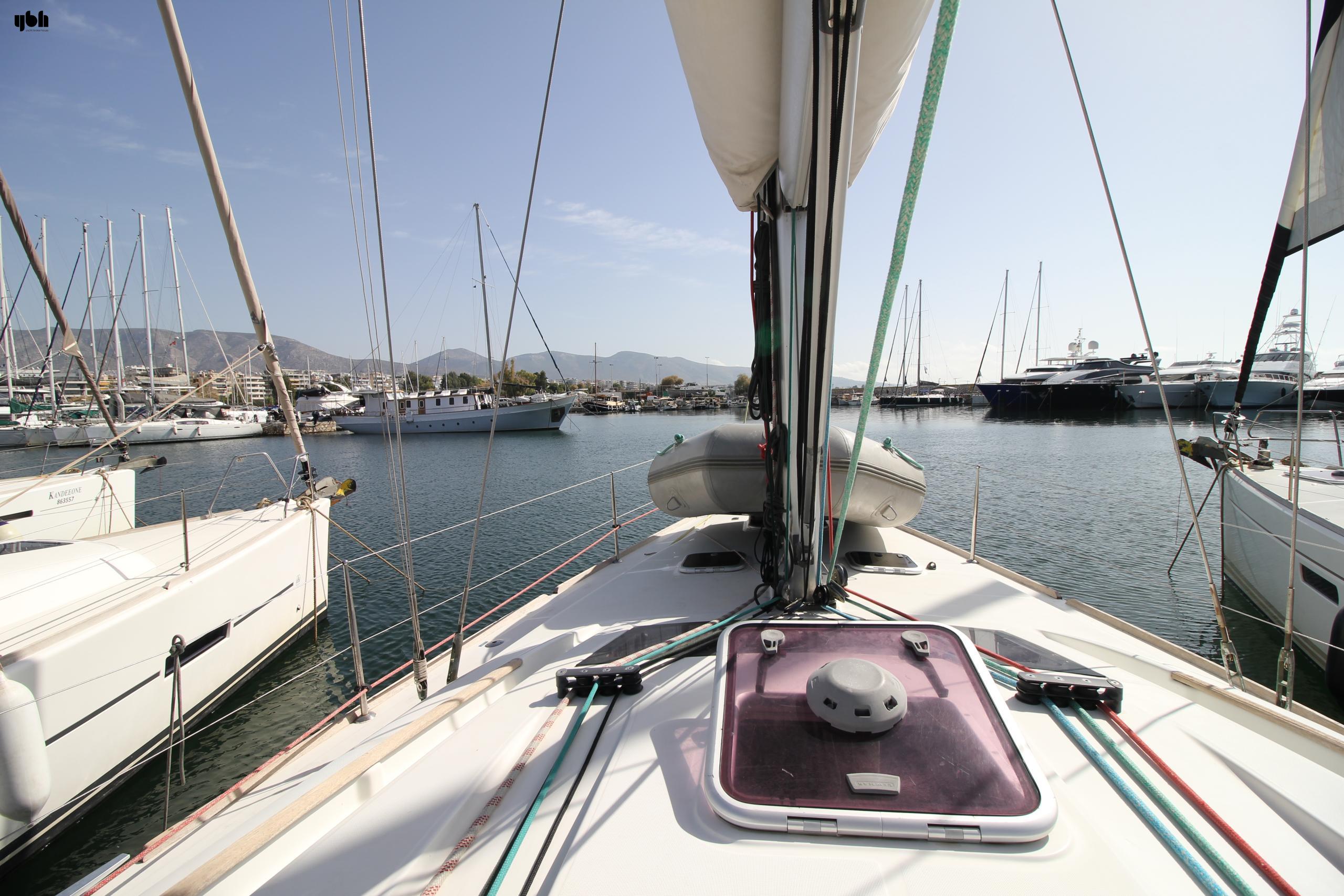 2010 Beneteau Oceanis 43