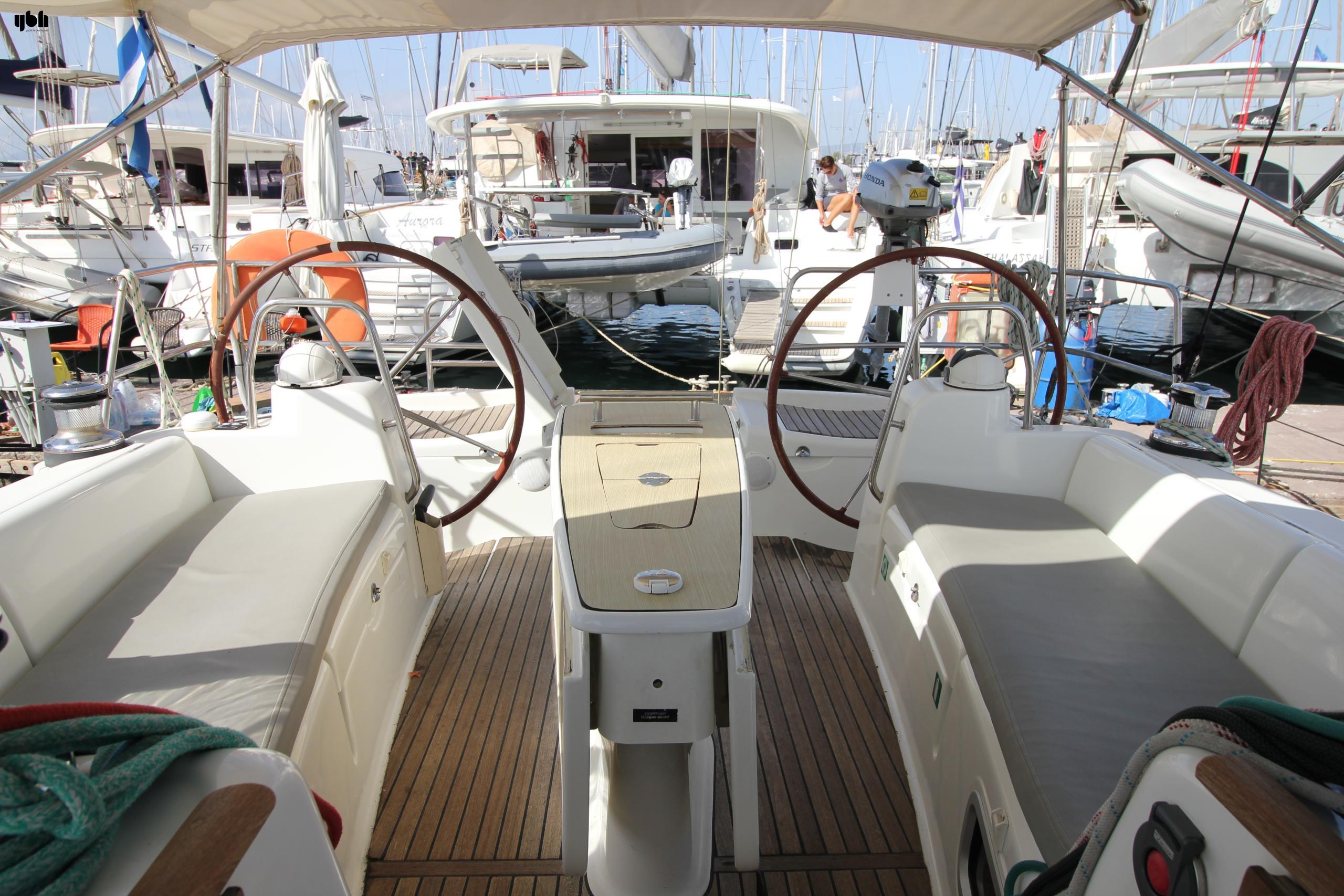 2010 Beneteau Oceanis 43