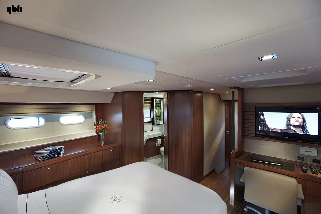 2010 Alia Yachts AIYANA