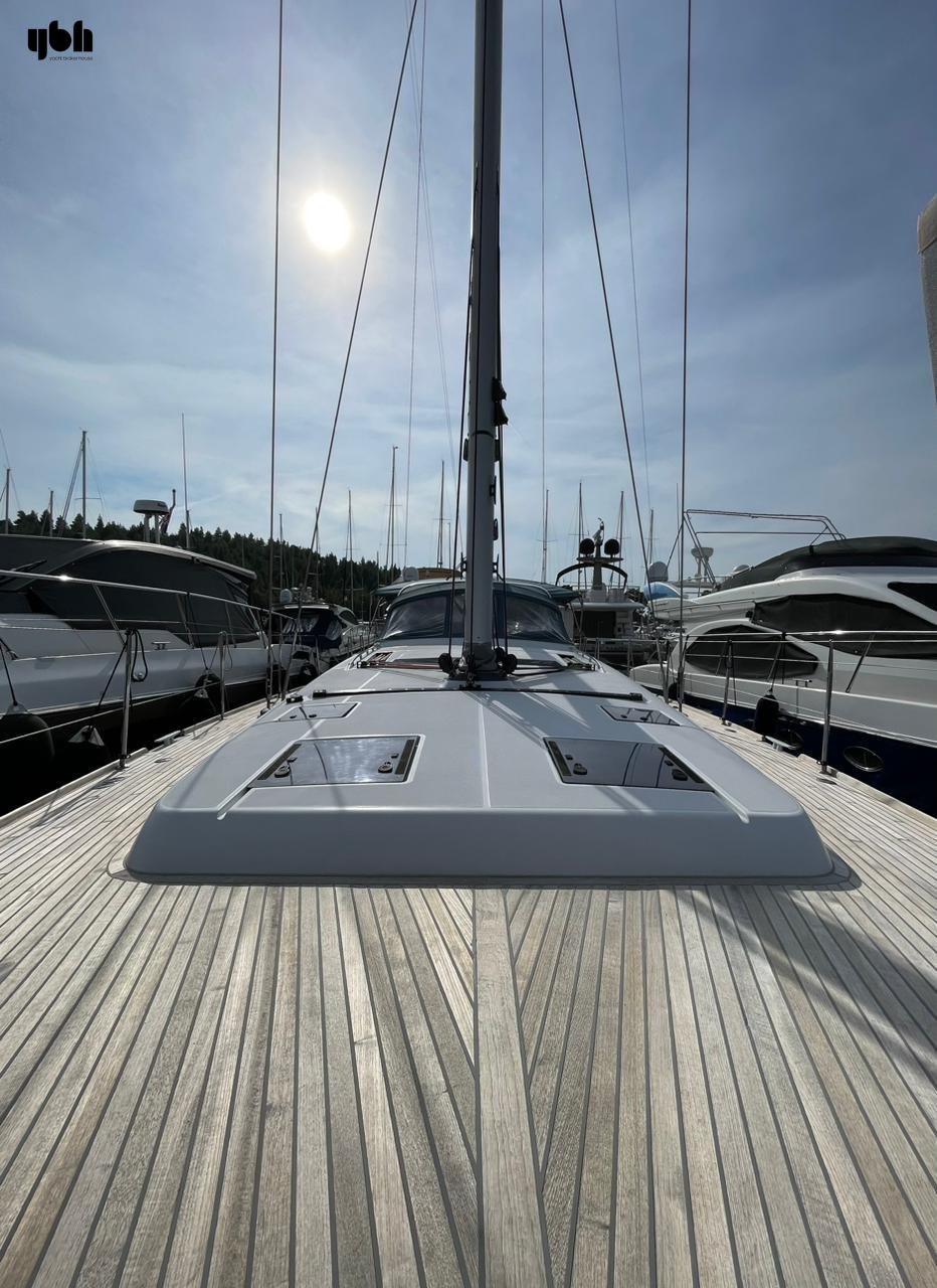 2015 Beneteau Oceanis 60