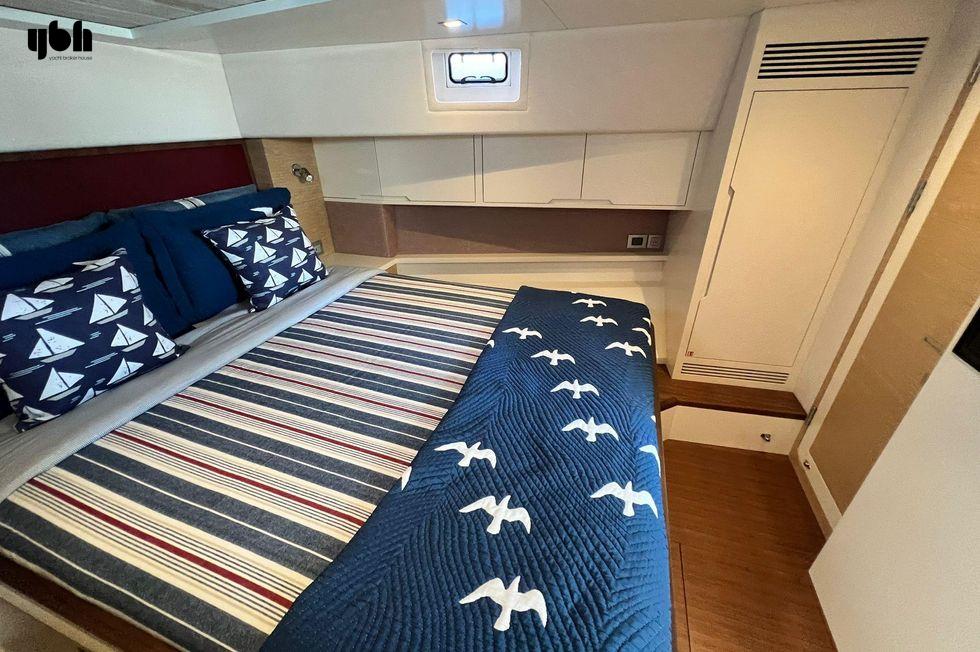 2019 Alia Yachts Custom 164