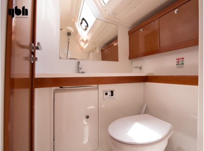 Beneteau Oceanis 54 2012