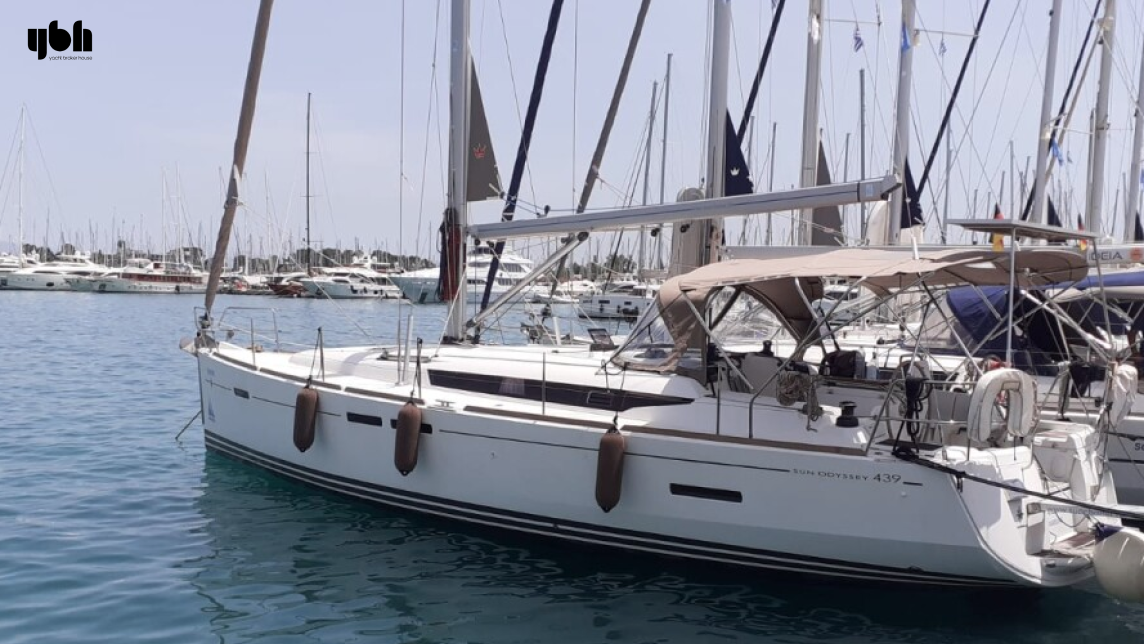 2012 Jeanneau Sun Odyssey 439