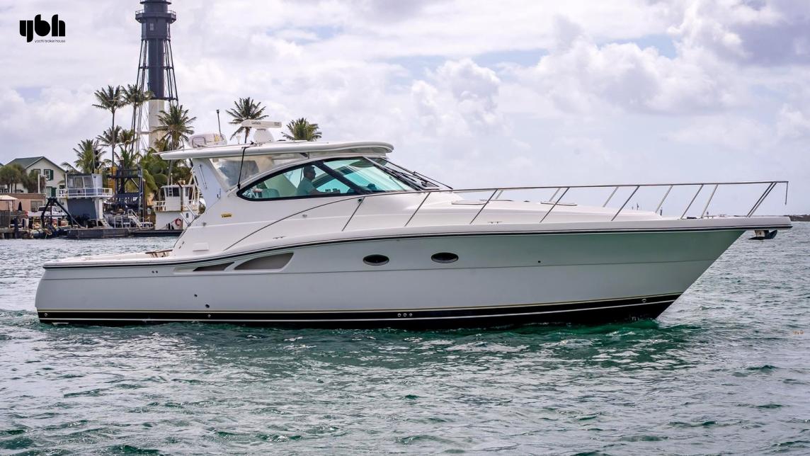 2005 Tiara 4200 Open