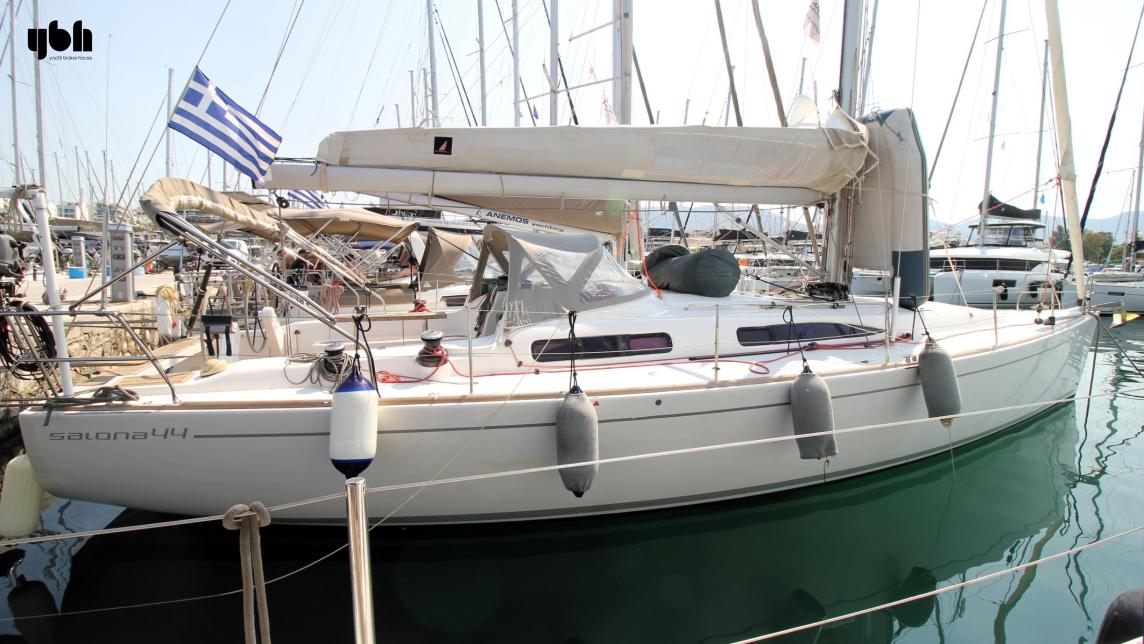 2010 Salona 44